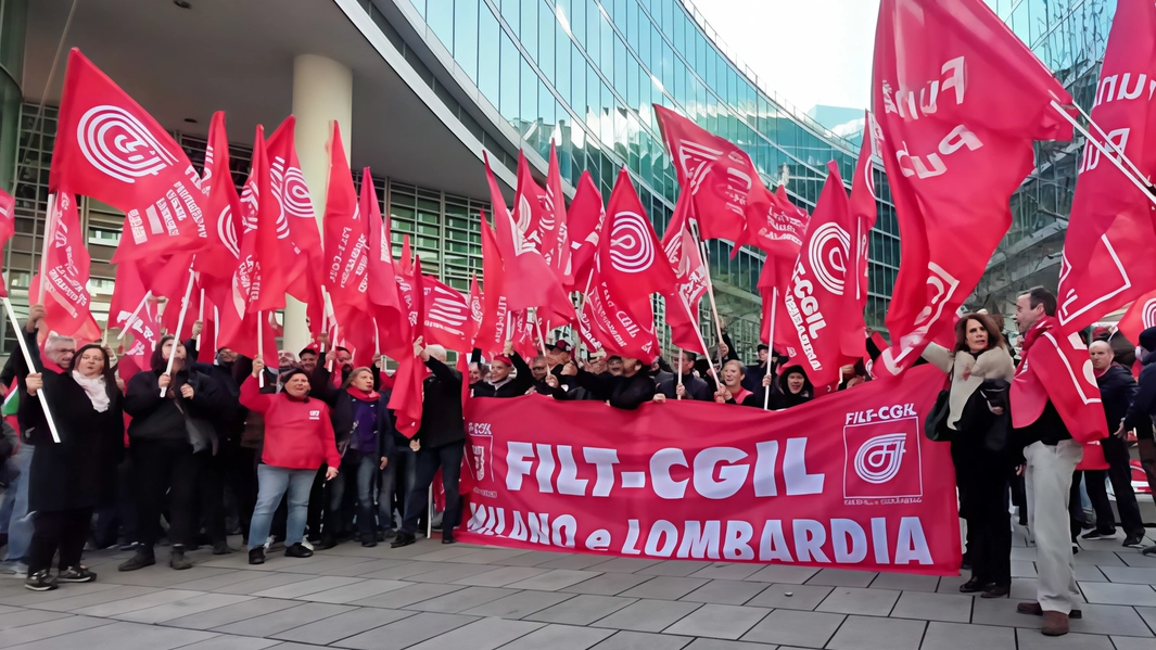 La denuncia della Filt-Cgil: raffica di contestazioni disciplinari, le ritirino subito La denuncia della Filt-Cgil: raffica di contestazioni disciplinari, le ritirino subito