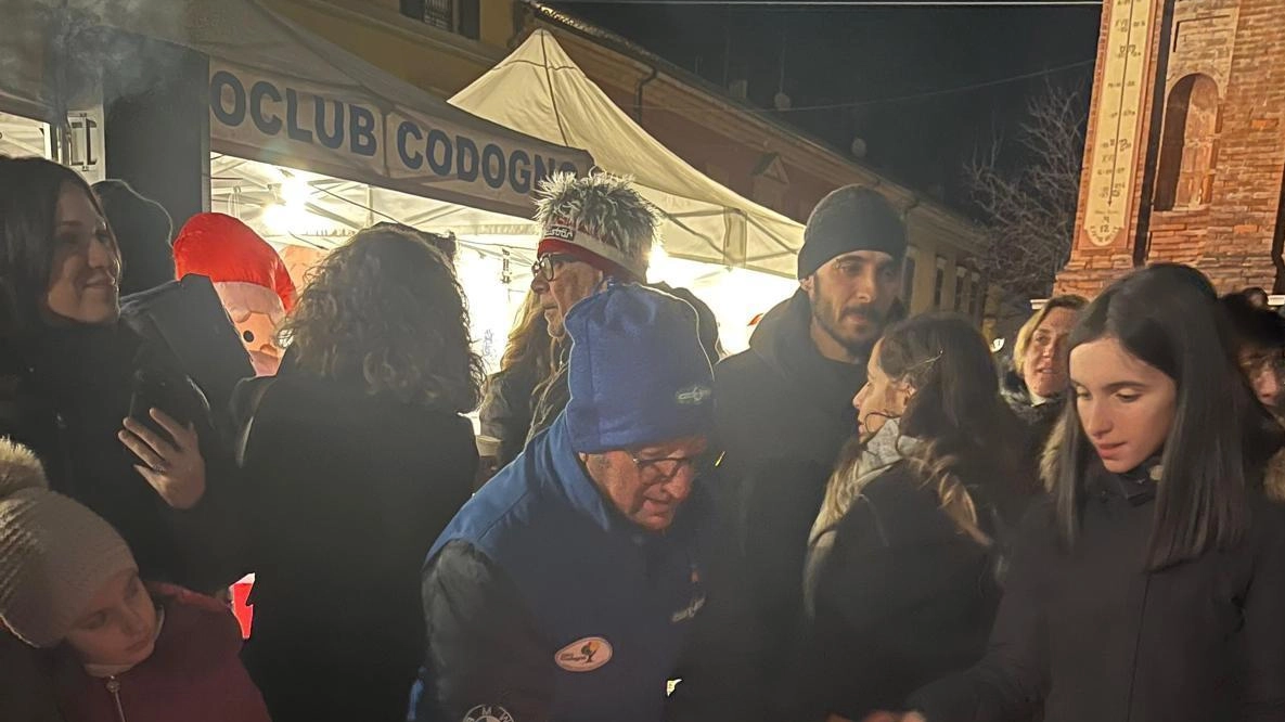 Motociclisti in campo per favorire la ristrutturazione dell’organo ecclesiastico. Iniziativa a scopo benefico, per le feste natalizie, a Codogno. "La... Motociclisti in campo per favorire la ristrutturazione dell’organo ecclesiastico. Iniziativa a scopo benefico, per le feste natalizie, a Codogno. "La...