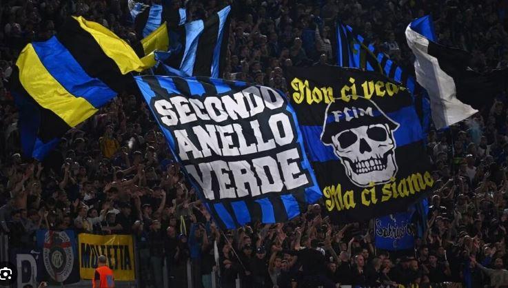 “Niente biglietti per la Curva Nord”: la protesta ultrà prima della finale di Champions dell’Inter “Niente biglietti per la Curva Nord”: la protesta ultrà prima della finale di Champions dell’Inter