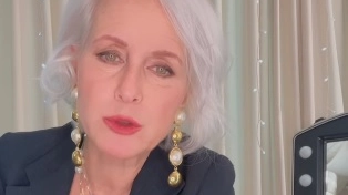 Il messaggio commosso di Carla Gozzi (Instagram @carlagozzi)