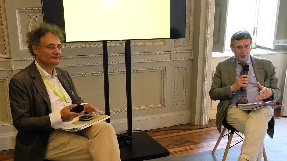 Dai boschi alla rimozione dell’amianto, il Consorzio ha fatto il punto sullo stato dei lavori. Il presidente Pilotto: "L’obiettivo è garantire la fruizione pubblica di un patrimonio unico". Dai boschi alla rimozione dell’amianto, il Consorzio ha fatto il punto sullo stato dei lavori. Il presidente Pilotto: "L’obiettivo è garantire la fruizione pubblica di un patrimonio unico".