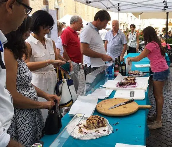 In piazza Duomo a Crema torna la Sagra della Torta Bertolina