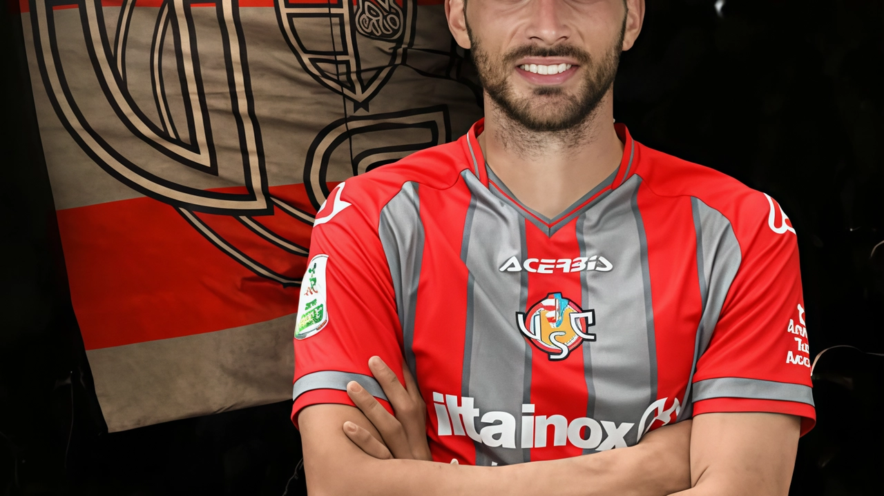 Mattia Valoti a titolo definitivo dal Monza: alla Cremonese ritrova mister Stroppa Mattia Valoti a titolo definitivo dal Monza: alla Cremonese ritrova mister Stroppa