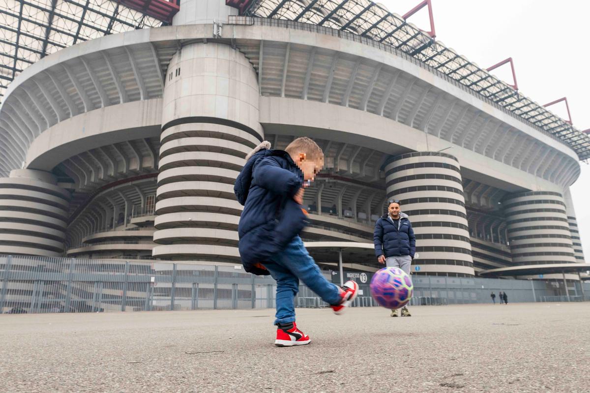 Cessione di San Siro a Inter e Milan, ok dalla giunta Sala Cessione di San Siro a Inter e Milan, ok dalla giunta Sala