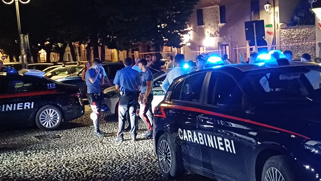 L'intervento dei carabinieri L'intervento dei carabinieri