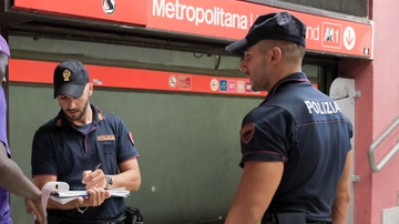 Anziane truffate con la tecnica del finto incidente: restituiti 16mila euro e due collanine d’oro