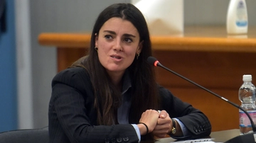Lavinia Limido e l’assedio dell’ex marito, le telefonate: “Vengo col martello e ti spacco la faccia”