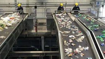 Nel solo 2023 a Legnano sono state raccolte 1.610 tonnellate di plastica 256 tonnellate in più rispetto al 2022 L’obiettivo è incrementare ulteriormente il recupero Nel solo 2023 a Legnano sono state raccolte 1.610 tonnellate di plastica 256 tonnellate in più rispetto al 2022 L’obiettivo è incrementare ulteriormente il recupero
