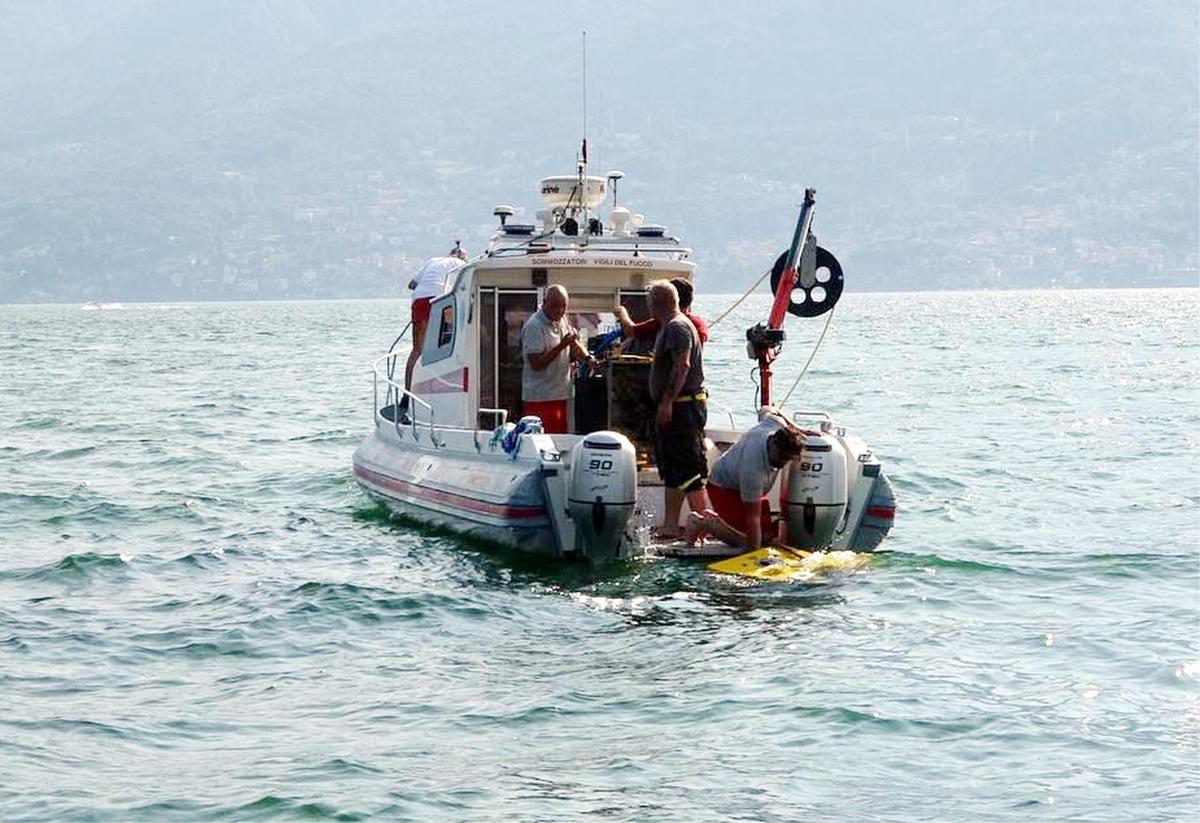 il pap224 disperso nel lago le ricerche proseguono la moglie grazie degli sforzi