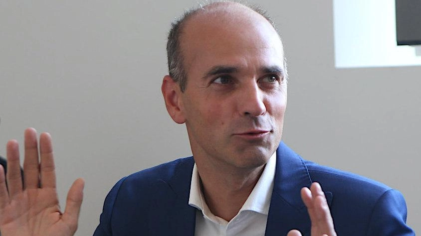 Per orientarsi fra i contrattti di vendita o cessione e chiarire tutti i dubbi procedurali. Esperti a disposizione una volta al mese grazie all’accordo con l’associazione Fiaip. Per orientarsi fra i contrattti di vendita o cessione e chiarire tutti i dubbi procedurali. Esperti a disposizione una volta al mese grazie all’accordo con l’associazione Fiaip.