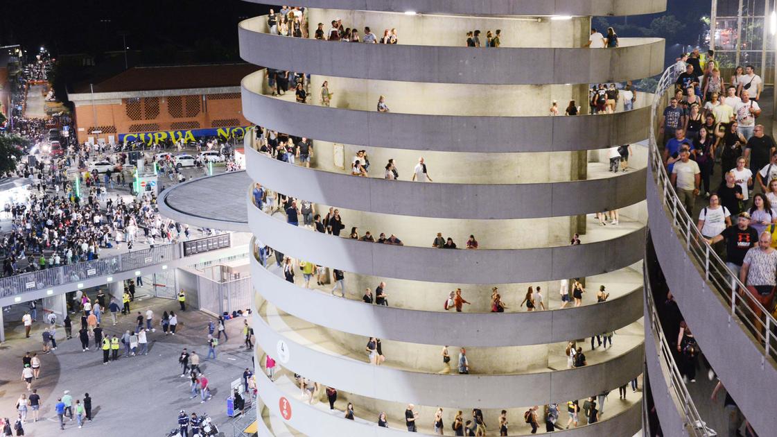 San Siro, scontro in tribunale sul vincolo storico. Il Comune avverte: con lo stop gravi danni, e sotto esame finisce il calcestruzzo San Siro, scontro in tribunale sul vincolo storico. Il Comune avverte: con lo stop gravi danni, e sotto esame finisce il calcestruzzo