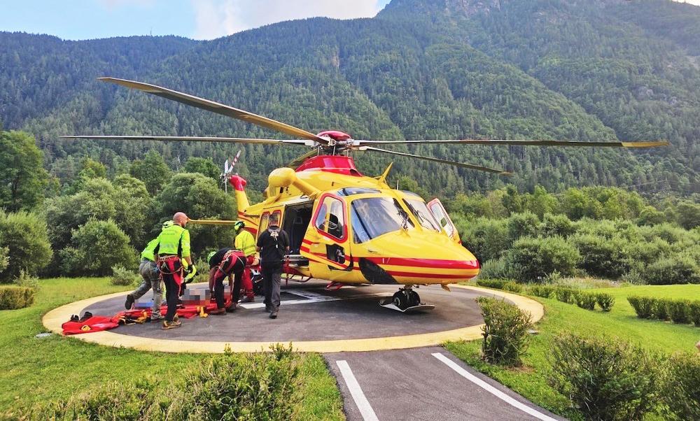 Incidente a Palazzolo sull’Oglio, scontro tra auto e moto: grave ragazzo di soli 18 anni Incidente a Palazzolo sull’Oglio, scontro tra auto e moto: grave ragazzo di soli 18 anni