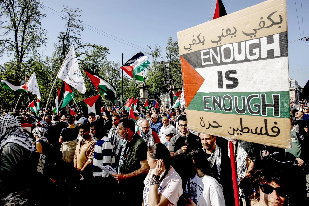 Corteo pro Palestina a Milano