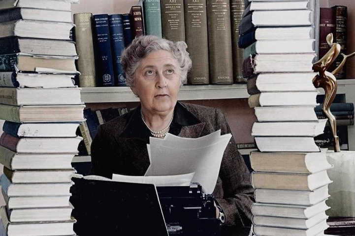AGATHA-CHRISTIE-MURDER-SHE-WROTE-2783