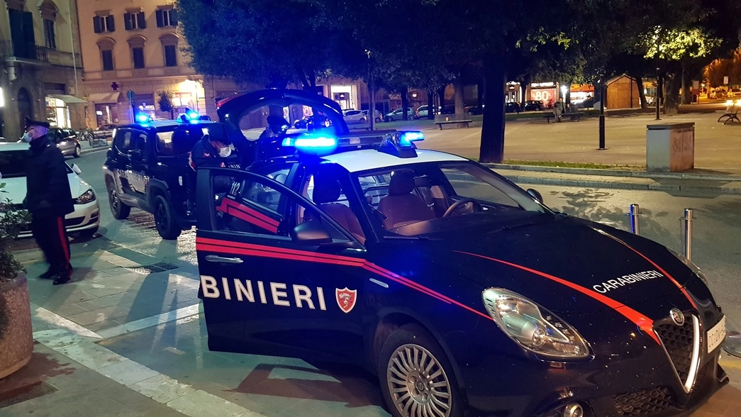 Indagano i carabinieri Indagano i carabinieri