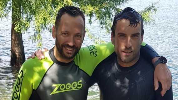 Il giro di Montisola a nuoto. Daniele e Fabio in aiuto dello sport “senza barriere“