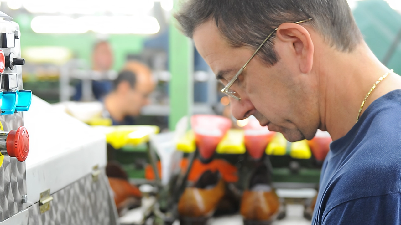 L’industria è il comparto più critico L’industria è il comparto più critico