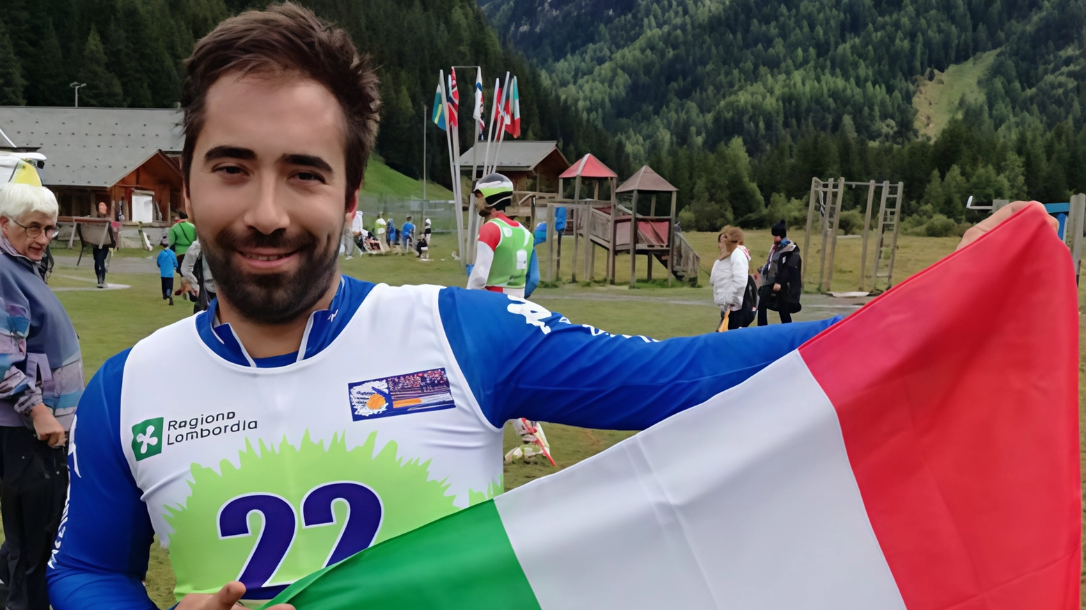 Lorenzo Gritti guiderà la squadra italiana di sci d'erba con giovani promesse come Buio e Iori. La stagione prevede cinque tappe di Coppa del Mondo senza eventi iridati. La senatrice Manzoni si ritira dopo 16 anni.