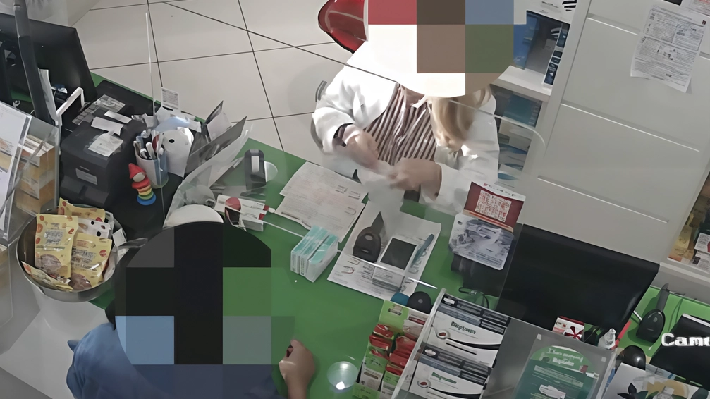 Ritirate oltre 70mila pastiglie utilizzate per la terapia del dolore e rivendute al mercato della droga: 8 arresti Ritirate oltre 70mila pastiglie utilizzate per la terapia del dolore e rivendute al mercato della droga: 8 arresti