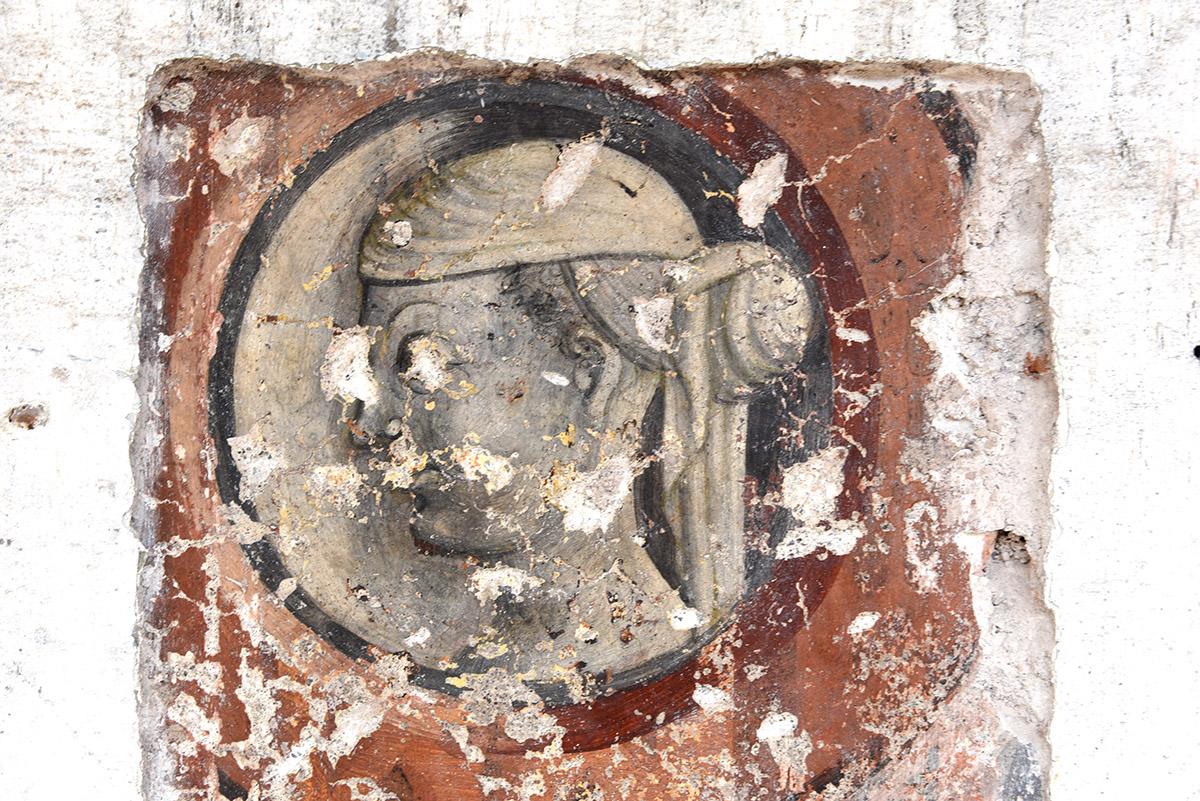 Lavenone, un affresco del ‘400 riemerge dal restyling di Palazzo Baga Lavenone, un affresco del ‘400 riemerge dal restyling di Palazzo Baga
