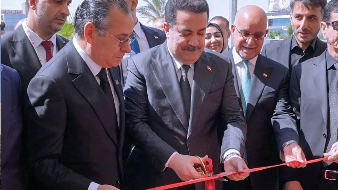 Kamel Ghribi, Presidente di GKSD/Gruppo San Donato, e Mohammed Shi'a Al Sudani, Primo Ministro dell'Iraq, al taglio del nastro Kamel Ghribi, Presidente di GKSD/Gruppo San Donato, e Mohammed Shi'a Al Sudani, Primo Ministro dell'Iraq, al taglio del nastro