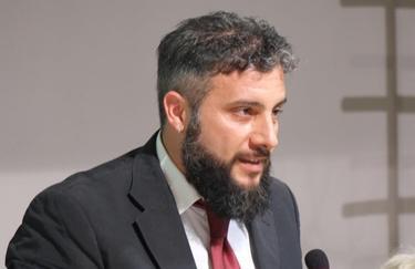 promuove il referendum assessore censurato abbandona l aula