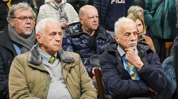 Distesa di pannelli solari a Triulza. Anche Casalpusterlengo dice no: "Troppo a ridosso della chiesa"