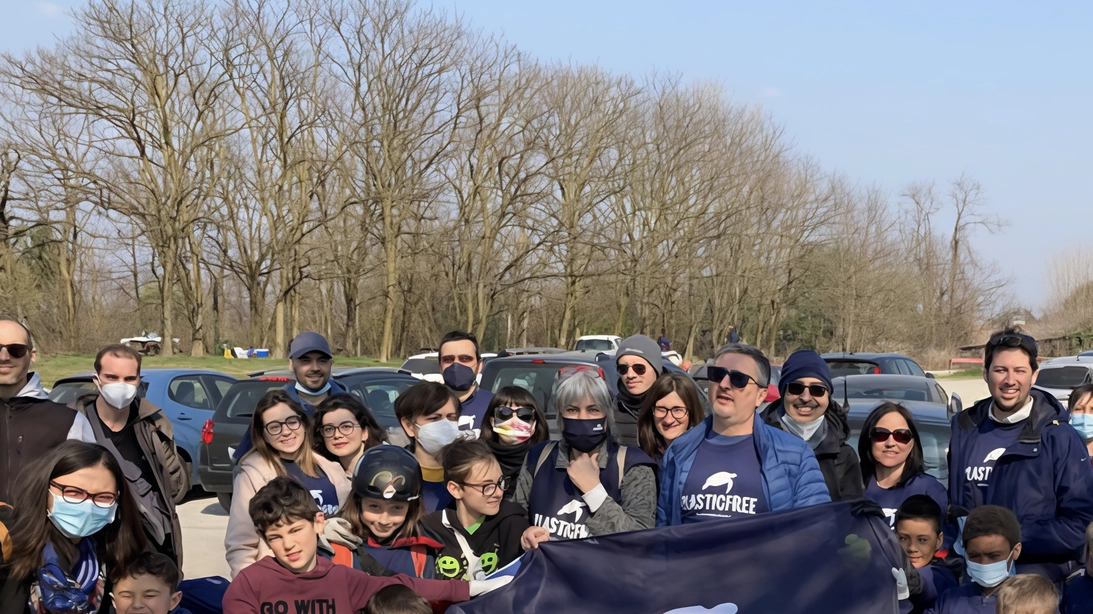 Una delle raccolte rifiuti che hanno contraddistinto l’attività nel comune di Lissone e che hanno coinvolto sempre tanti volontari Una delle raccolte rifiuti che hanno contraddistinto l’attività nel comune di Lissone e che hanno coinvolto sempre tanti volontari