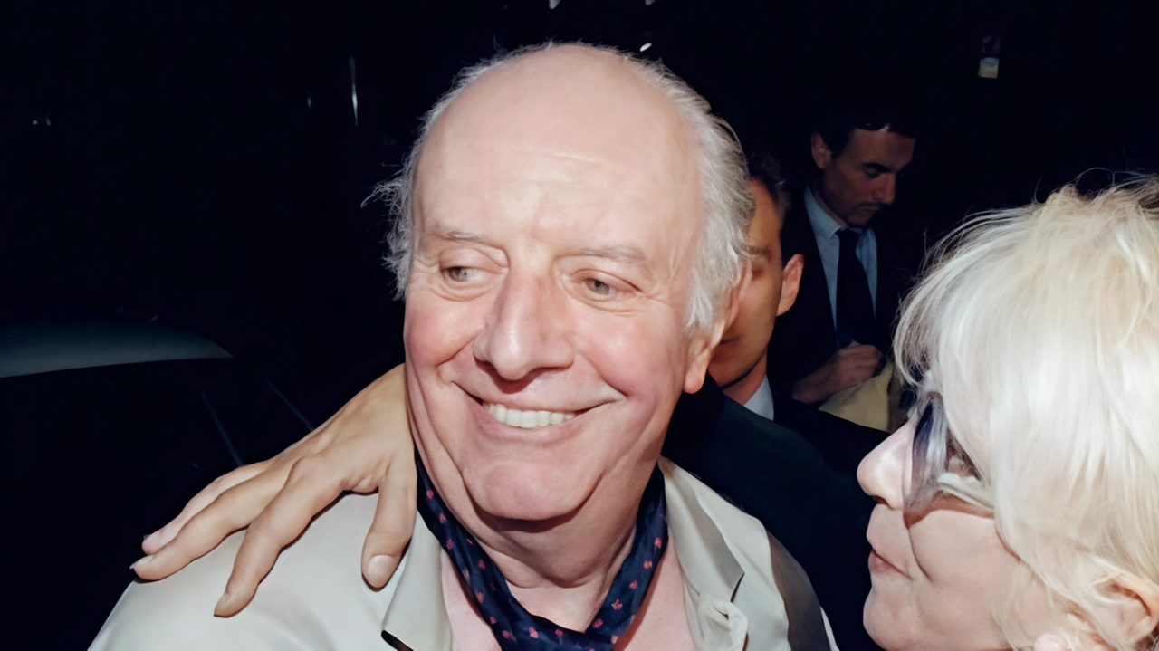 Venerdì 9 novembre a Varese, Jacopo Fo presenta "Jacopo Fo racconta le canzoni di Dario Fo", uno spettacolo che celebra la produzione musicale del premio Nobel. Un evento unico che valorizza il patrimonio artistico italiano. Venerdì 9 novembre a Varese, Jacopo Fo presenta "Jacopo Fo racconta le canzoni di Dario Fo", uno spettacolo che celebra la produzione musicale del premio Nobel. Un evento unico che valorizza il patrimonio artistico italiano.