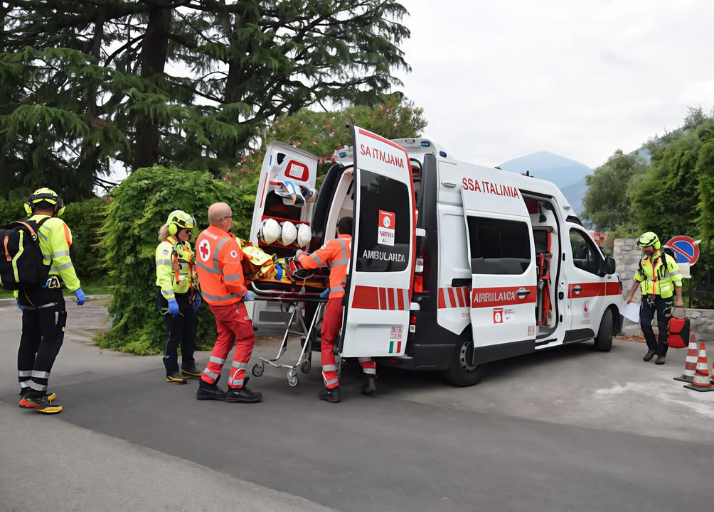 Operaio ferito mentre spurga un tombino. Ricoverato in gravi condizioni a Brescia Operaio ferito mentre spurga un tombino. Ricoverato in gravi condizioni a Brescia