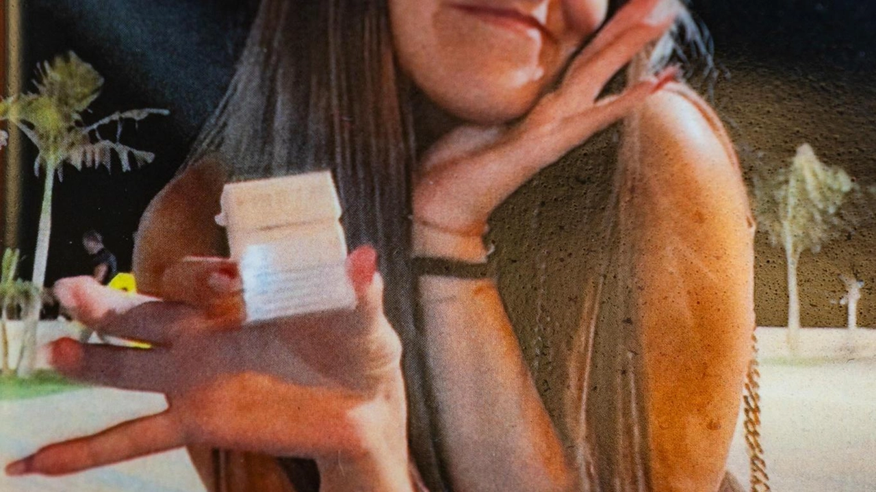 Alla ventenne Sofia Castelli uccisa dall’ex fidanzato Zakaria Atqaoui nel sonno, l’associazione “Scarpetta rossa“ ha dedicato il progetto anti-violenza... Alla ventenne Sofia Castelli uccisa dall’ex fidanzato Zakaria Atqaoui nel sonno, l’associazione “Scarpetta rossa“ ha dedicato il progetto anti-violenza...