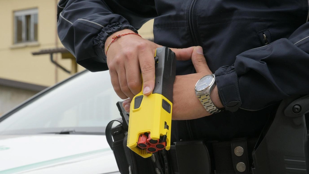 Approvato il piano per la sicurezza che prevede la partecipazione al bando regionale per ottenere risorse da utilizzare per acquistare nuove tecnologie per la sicurezza Approvato il piano per la sicurezza che prevede la partecipazione al bando regionale per ottenere risorse da utilizzare per acquistare nuove tecnologie per la sicurezza