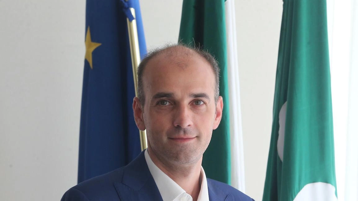 Meda rischia di perdere il consultorio familiare. Lo sportello è chiuso dalla scorsa estate: le violente grandinate hanno danneggiato la... Meda rischia di perdere il consultorio familiare. Lo sportello è chiuso dalla scorsa estate: le violente grandinate hanno danneggiato la...