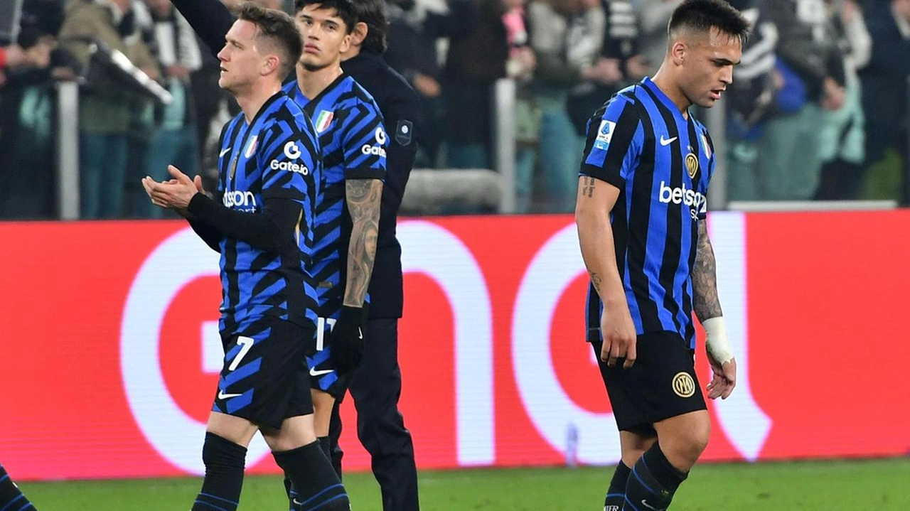 Dopo la prova con il Monaco, Mkhitaryan aveva esaltato le qualità della rosa. Poi per i nerazzurri quattro punti in altrettante gare e due sconfitte. Negli scontri diretti battuta soltanto l’Atalanta. Il tecnico: "Basta proclami". Dopo la prova con il Monaco, Mkhitaryan aveva esaltato le qualità della rosa. Poi per i nerazzurri quattro punti in altrettante gare e due sconfitte. Negli scontri diretti battuta soltanto l’Atalanta. Il tecnico: "Basta proclami".