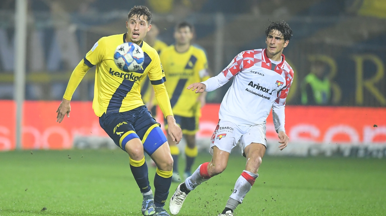 Serie B, tra Cremonese e Modena finisce 2-2