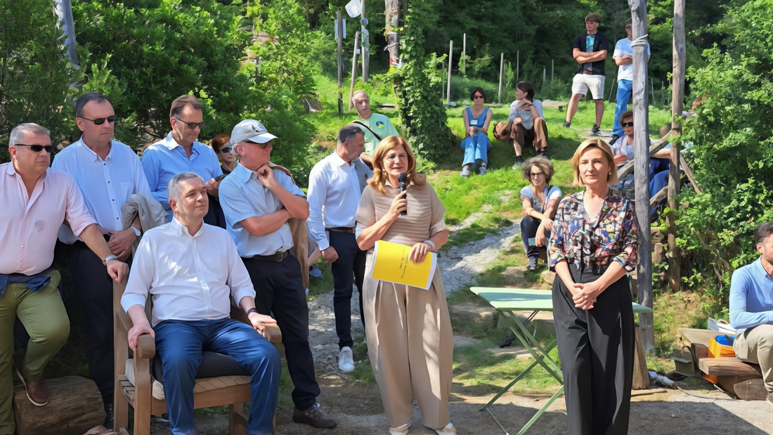 Il parco si estende su una superficie di quasi 1.000 mq e propone un vero e proprio percorso didattico Il parco si estende su una superficie di quasi 1.000 mq e propone un vero e proprio percorso didattico
