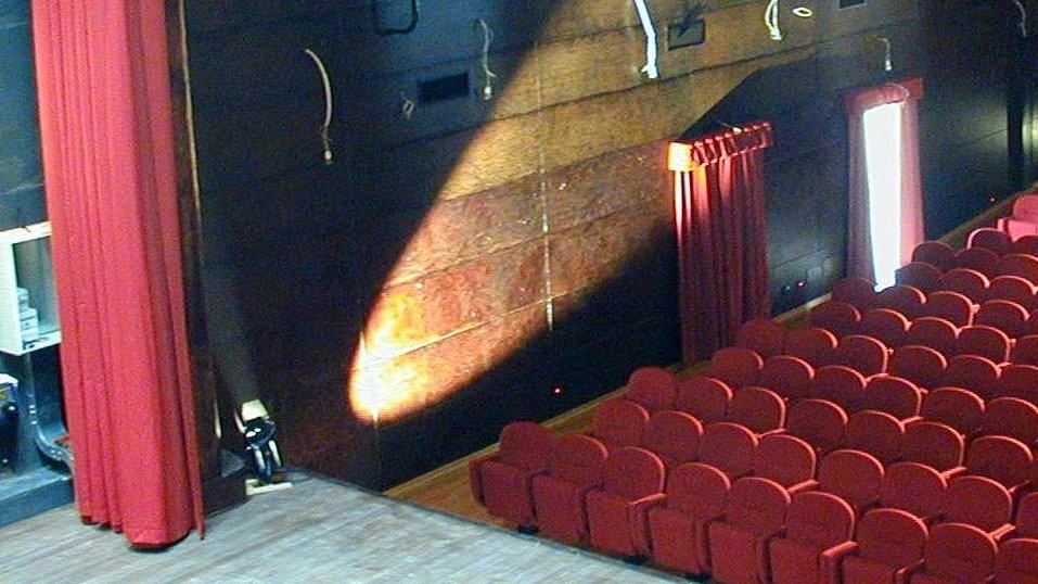 Il teatro pronto per la nuova stagione Il teatro pronto per la nuova stagione