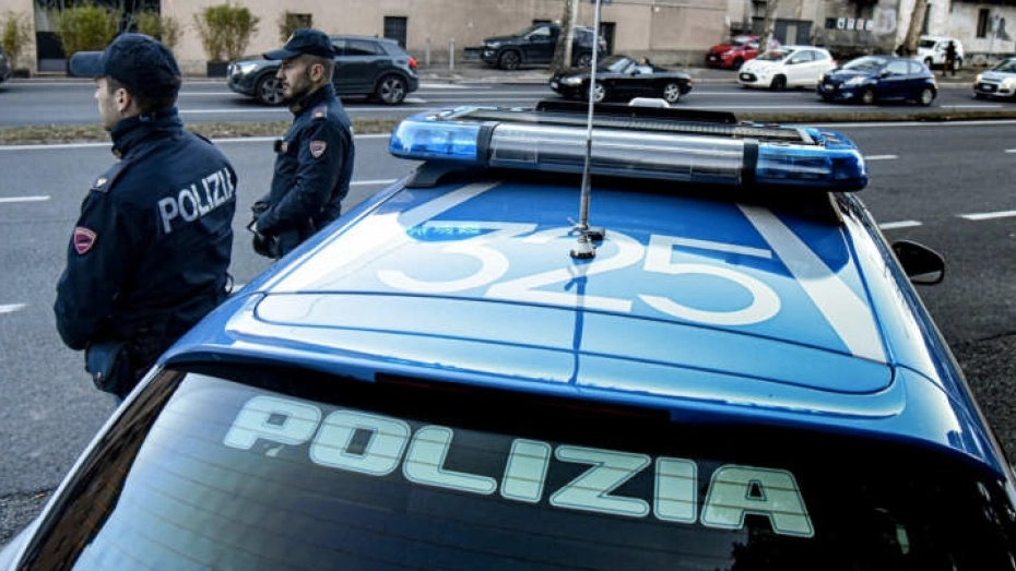 L'immagine non è passata inosservata, una volta risaliti al suo autore questi è stato denunciato