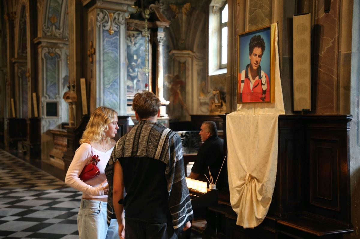 I ricordi di Carlo Acutis a Monza: la reliquia arriva in Duomo