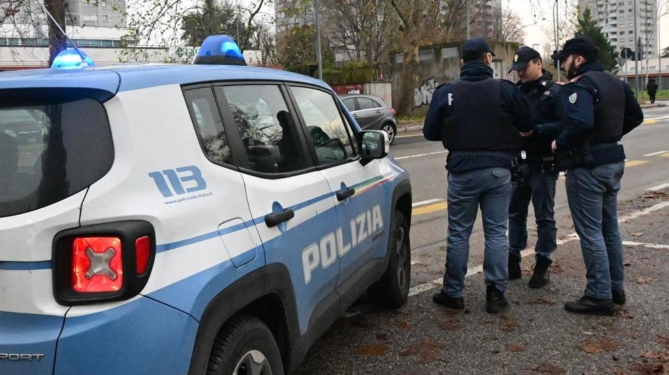 Polizia in una foto di archivio Polizia in una foto di archivio