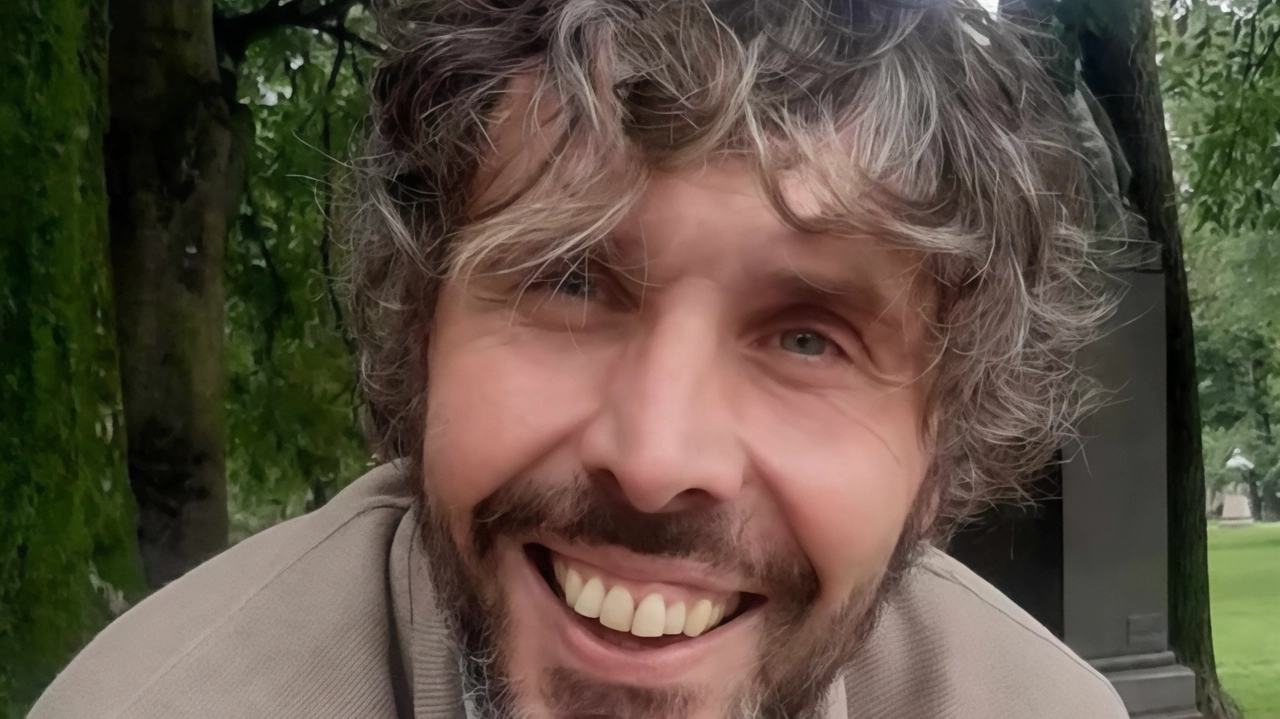 Sirio Econdi di 44 anni non solo è rider ma anche musicista In più insegna a riparare le bici Sirio Econdi di 44 anni non solo è rider ma anche musicista In più insegna a riparare le bici