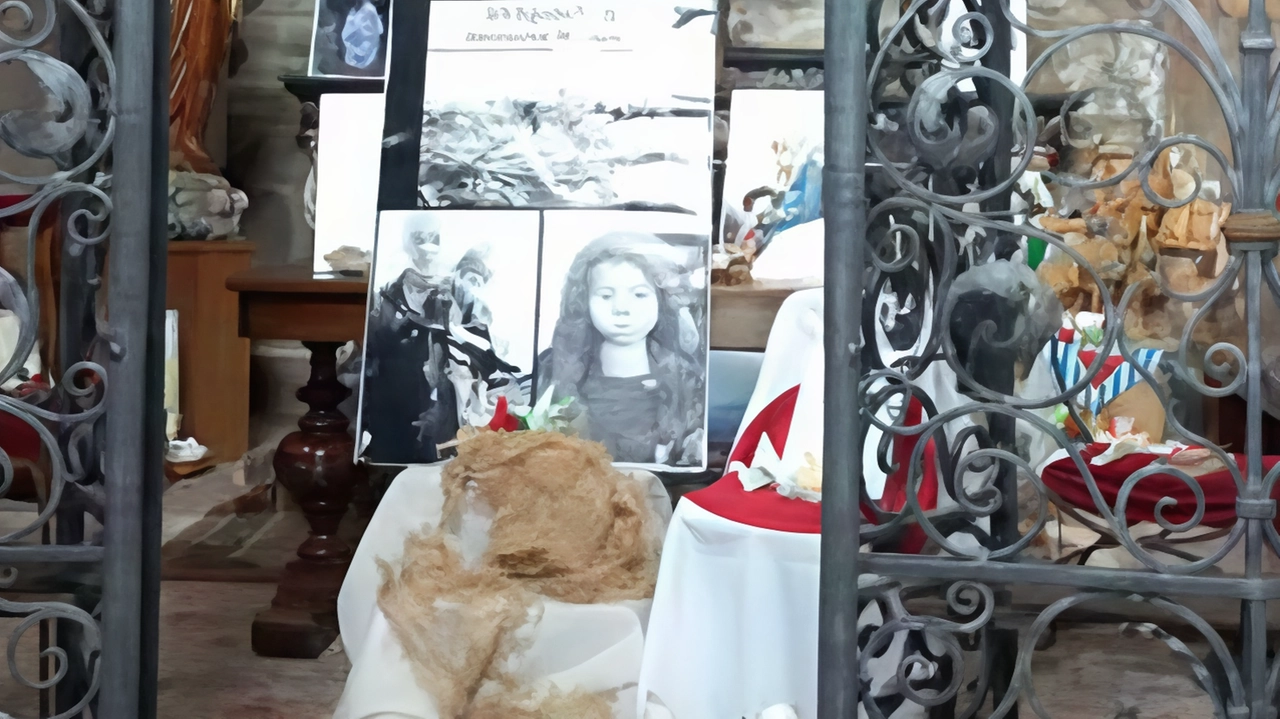 Il Comitato Amici del Tempio Civico di Sant'Anna a Busto Arsizio ha commemorato le vittime di Hiroshima e Nagasaki con una riflessione nella chiesetta dedicata alla pace. L'iniziativa si ispira all'esempio di Angioletto Castiglioni, sopravvissuto al lager di Flossenburg, e promuove la memoria delle tragedie passate. Il Comitato Amici del Tempio Civico di Sant'Anna a Busto Arsizio ha commemorato le vittime di Hiroshima e Nagasaki con una riflessione nella chiesetta dedicata alla pace. L'iniziativa si ispira all'esempio di Angioletto Castiglioni, sopravvissuto al lager di Flossenburg, e promuove la memoria delle tragedie passate.