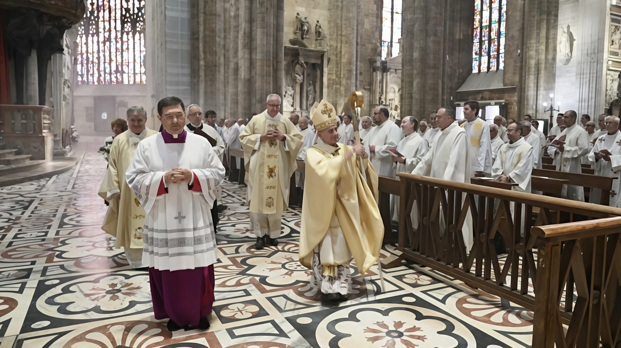 L’arcivescovo parla anche degli ultimi casi di cronaca durante la celebrazione che apre l’anno pastorale "Drammi familiari e tragedie nelle carceri. Ma anche nel destino di impotenza c’è una rivelazione di Dio". L’arcivescovo parla anche degli ultimi casi di cronaca durante la celebrazione che apre l’anno pastorale "Drammi familiari e tragedie nelle carceri. Ma anche nel destino di impotenza c’è una rivelazione di Dio".