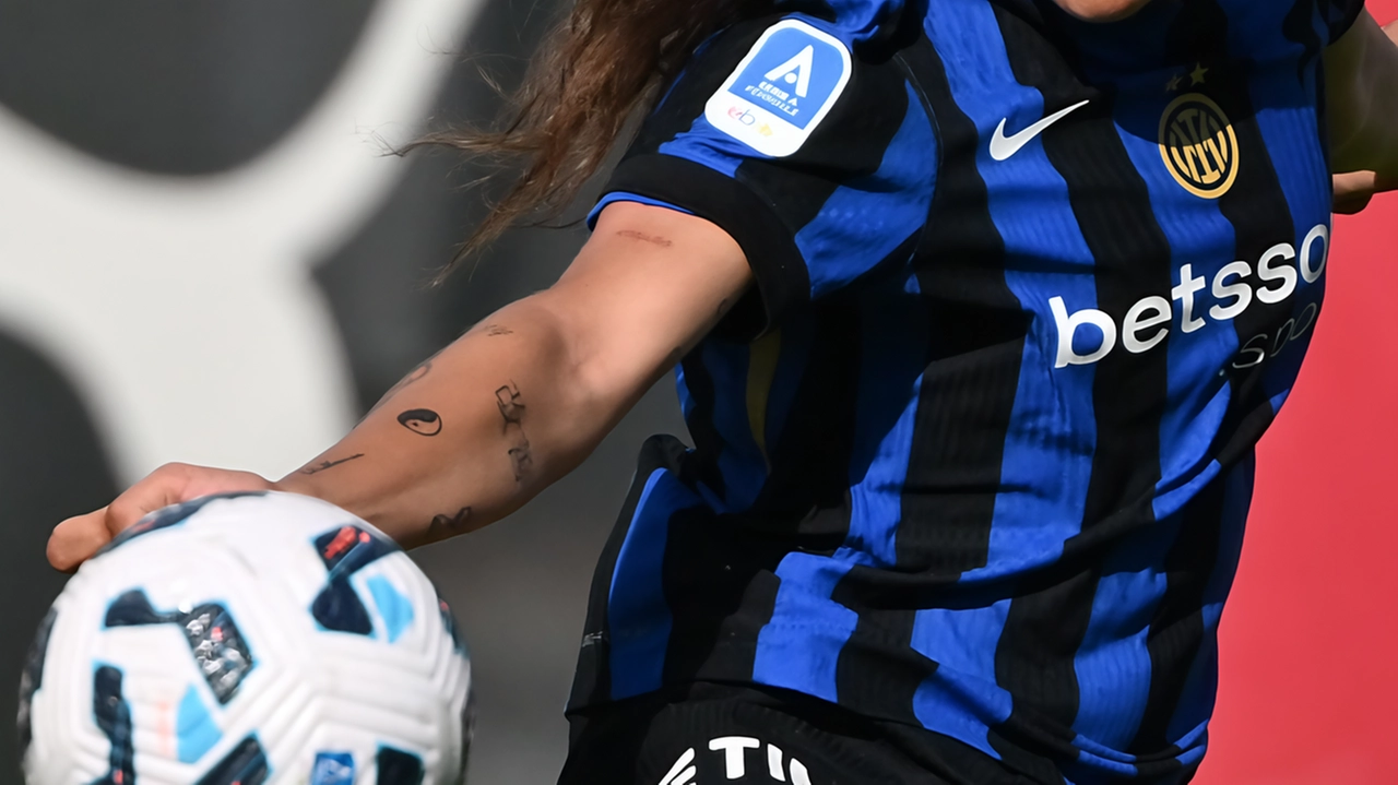 Le nerazzurre vincono 1-0 contro la Juventus, rovinando la festa Scudetto e conquistando la prima storica qualificazione in Champions League. Le nerazzurre vincono 1-0 contro la Juventus, rovinando la festa Scudetto e conquistando la prima storica qualificazione in Champions League.