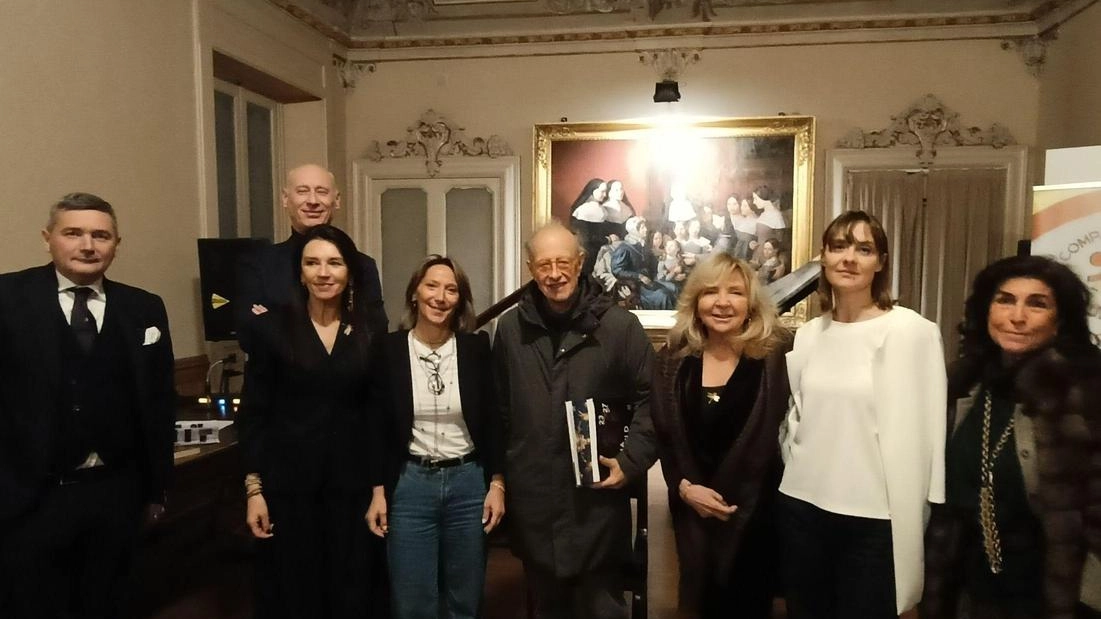 Folto il pubblico che ha partecipato alla serata della Compagnia della Solidarietà Folto il pubblico che ha partecipato alla serata della Compagnia della Solidarietà