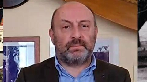 Stefano Bellaria sindaco di Somma Lombardo ha riferito i dati di Arpa. Golasecca già prende le distanze in vista delle assemblee pubbliche Stefano Bellaria sindaco di Somma Lombardo ha riferito i dati di Arpa. Golasecca già prende le distanze in vista delle assemblee pubbliche