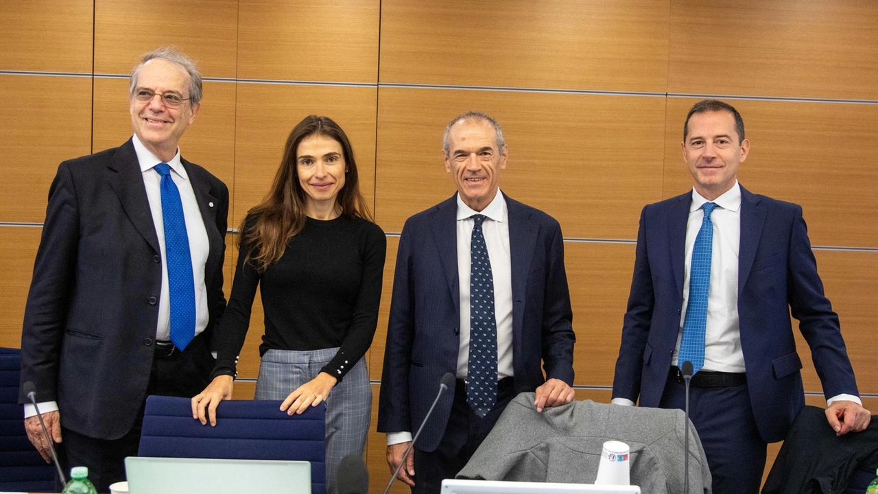 Sopra, Federico Oriana, Regina De Albertis, Carlo Cottarelli e Cristiano Brambilla Sopra, Federico Oriana, Regina De Albertis, Carlo Cottarelli e Cristiano Brambilla