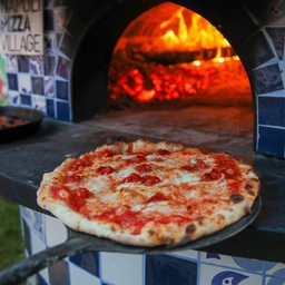 Milano, il Coca Cola Pizza Village 2025: quando, dove e gli ospiti. Il programma