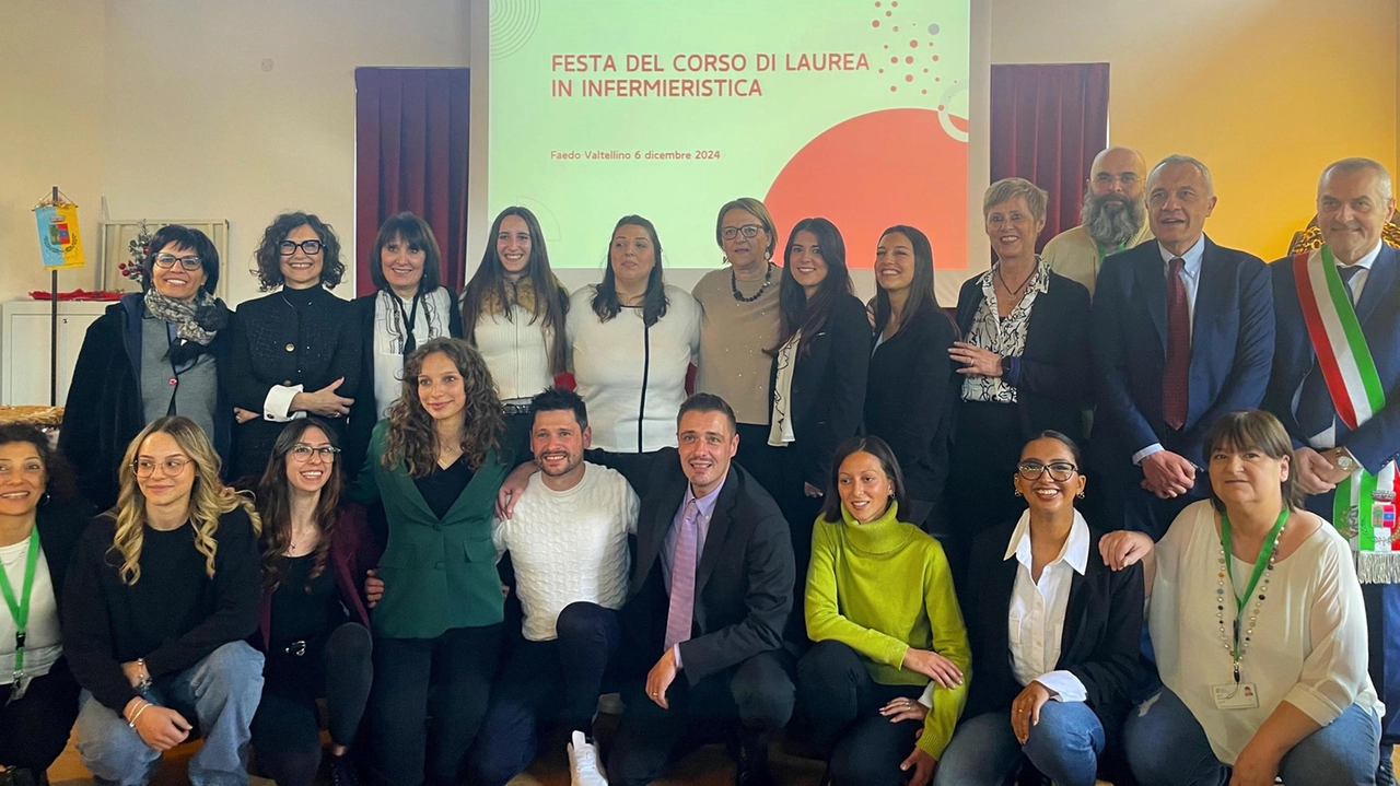 Faedo, la festa per l’anno accademico 2023-2024 nella sede della Bicocca. Il direttore di Asst: "L’auspicio è che restiate a lavorare in provincia". Faedo, la festa per l’anno accademico 2023-2024 nella sede della Bicocca. Il direttore di Asst: "L’auspicio è che restiate a lavorare in provincia".