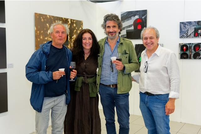 Un secolo fa il primo semaforo italiano in piazza Duomo: l’omaggio di Milano in una mostra Un secolo fa il primo semaforo italiano in piazza Duomo: l’omaggio di Milano in una mostra